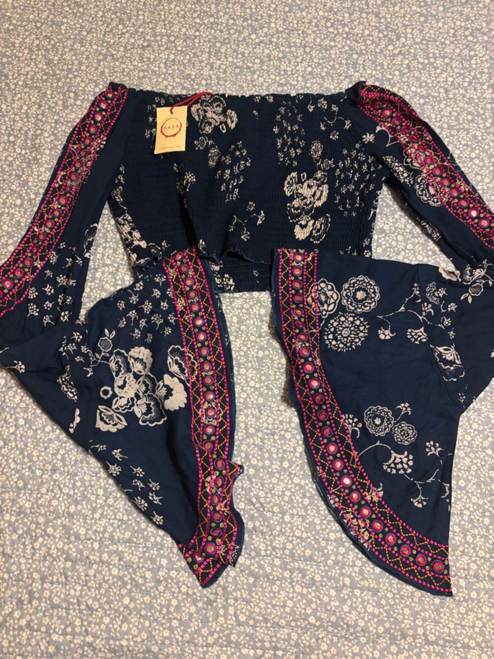 STUNNING Navy Floral Off-Shoulder Crop Top with Pink Trim NWT